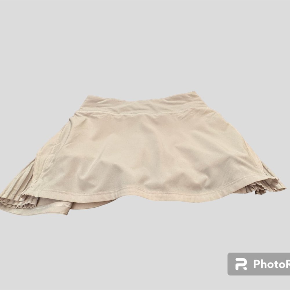 Lululemon size 2 off white play off the pleats skirt skort